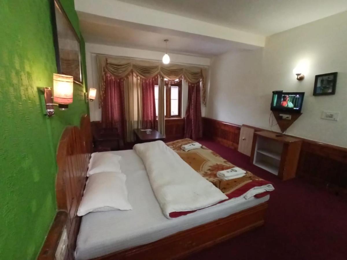 Hotel Him View Manāli Exterior foto